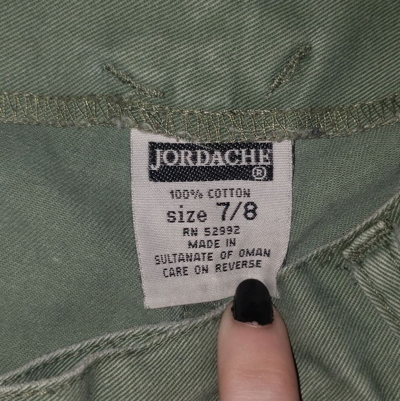 Old green Jordache shorts - Picture 2 of 4